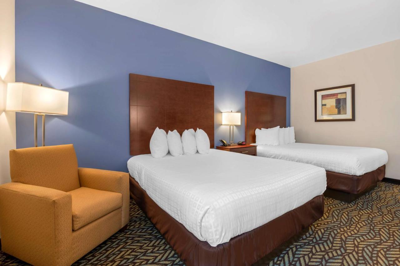Best Western Plus Covered Bridge Inn Brazil Exterior photo